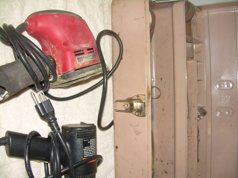 lot 11 image: WAGNER HOT AIR GUN TOOL SHOP SANDER AND TOOL BOX