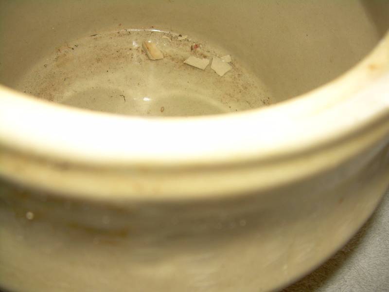 lot 25 image: CROCK COOKIE JAR