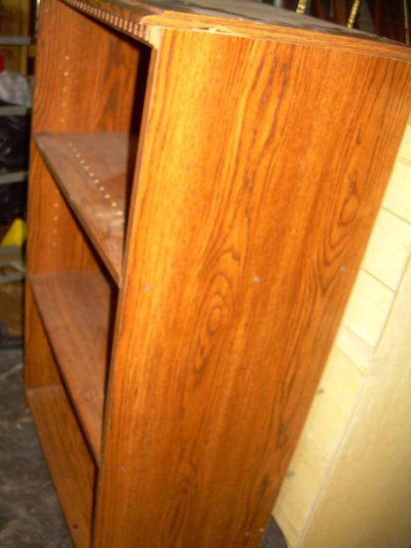 lot 40 image: BOOK SHELF