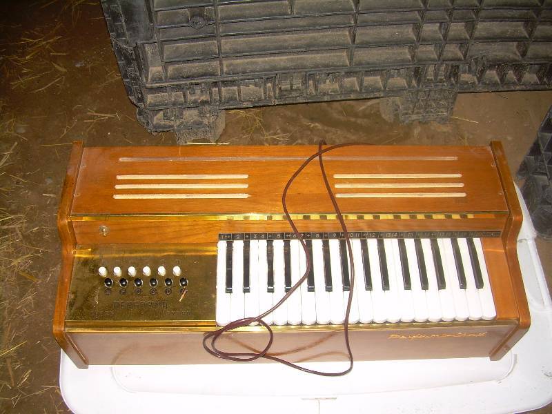 lot 82 image: PERFORMA CORD ORGAN