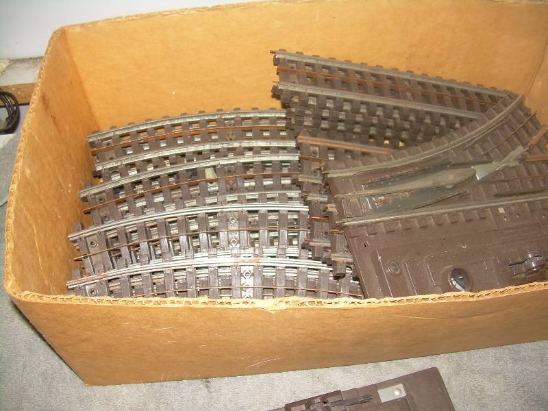lot 97 image: VINTAGE TRAIN TRACK