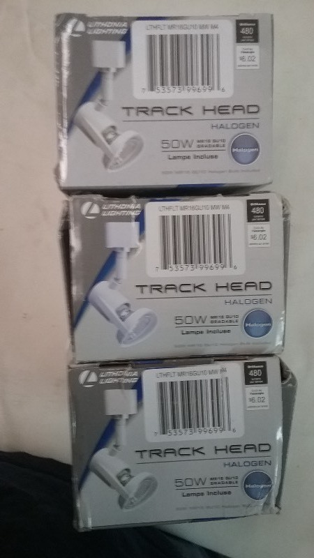 lot 44 image: 3x Unit Halogen Track Lights