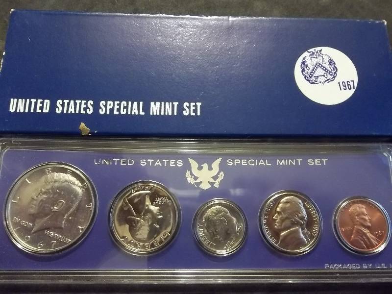 1967 Special Mint Set With Silver Kennedy Half Dollar