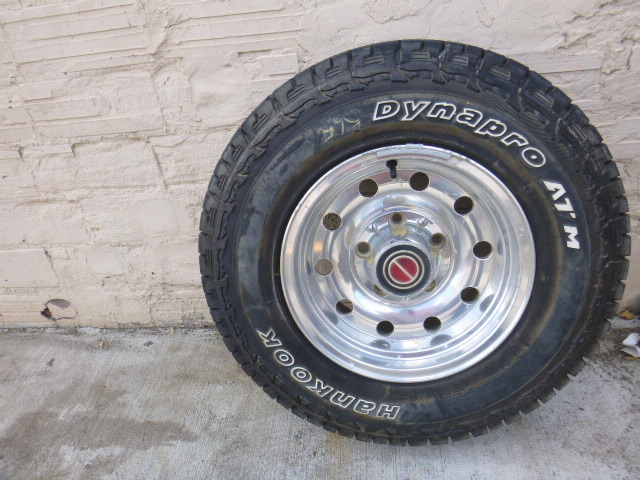 lot 11 image: New Hankook Dynapro Tire
