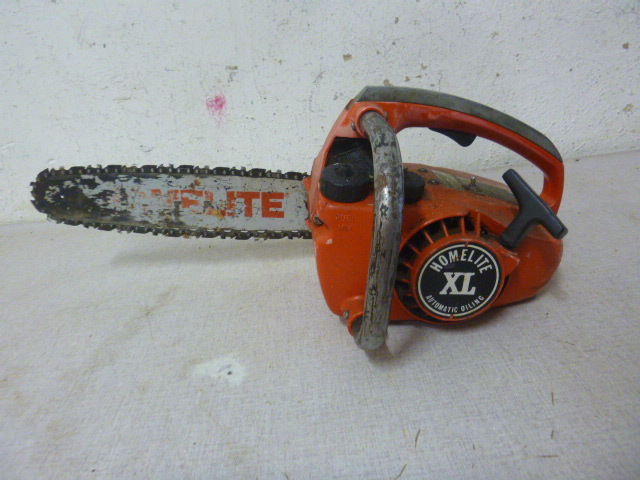 lot 23 image: HomeLite XL Chain Saw