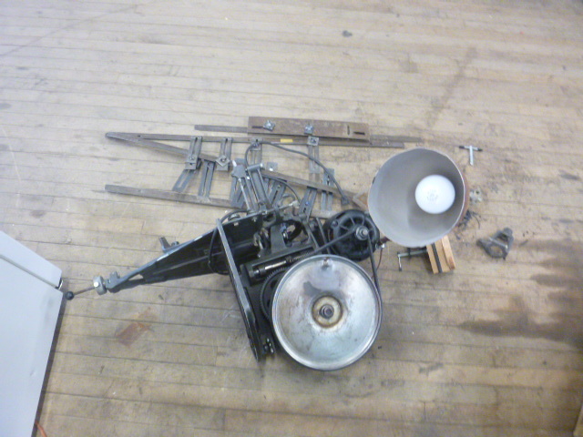 lot 30 image: Foley Automatic Filer and Jointer Hand Saw Sharpener