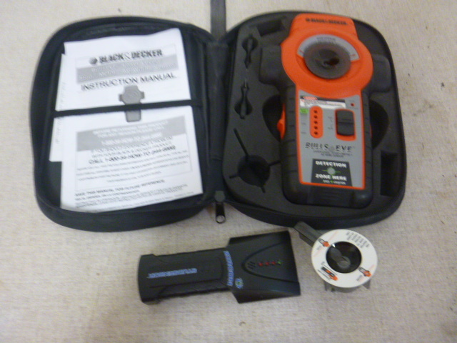 lot 67 image: Black & Decker Bullseye Laser Level