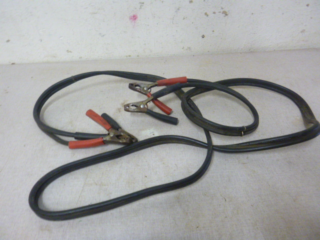 lot 82 image: Jumper Cables