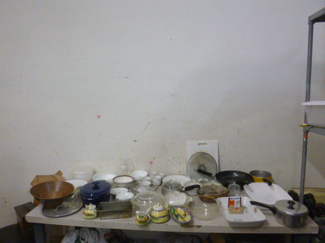 lot 86 image: Miscellaneous Kitchen Items