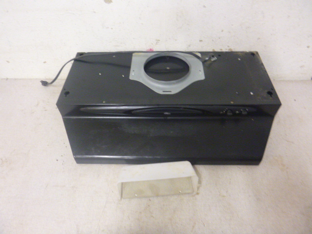 lot 100 image: Broan Range Exhaust Fan