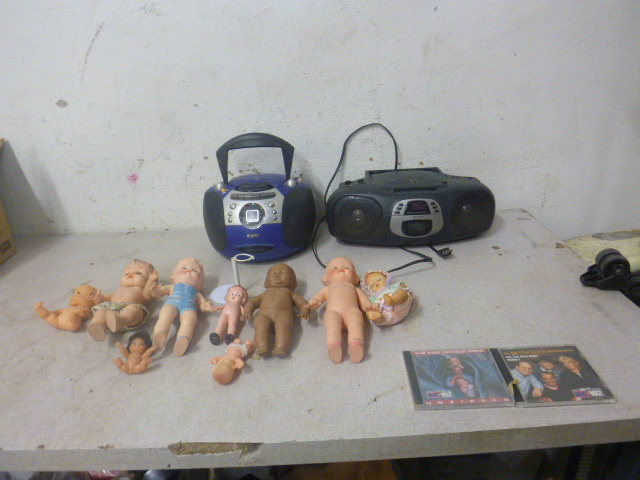 lot 103 image: Miscellaneous GamesToys