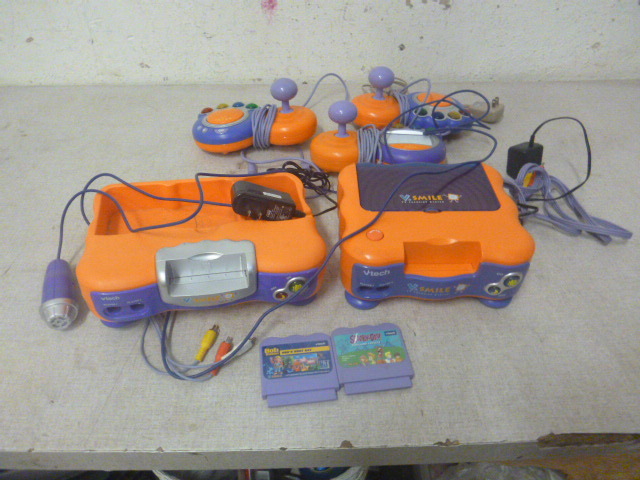 lot 134 image: Vtech V-Smile TV Learning System