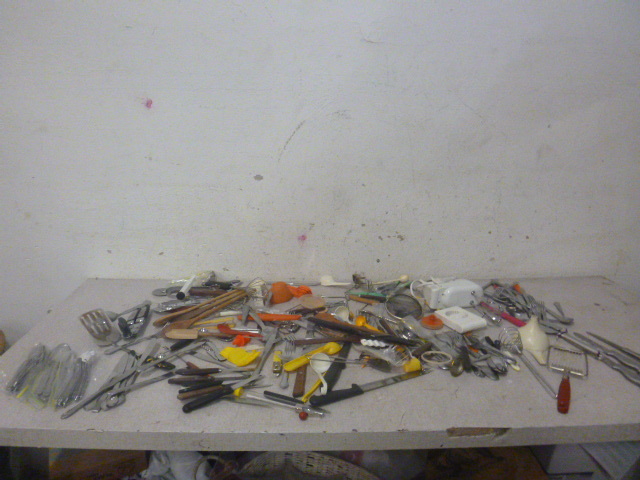 lot 155 image: Miscellaneous Kitchen Items