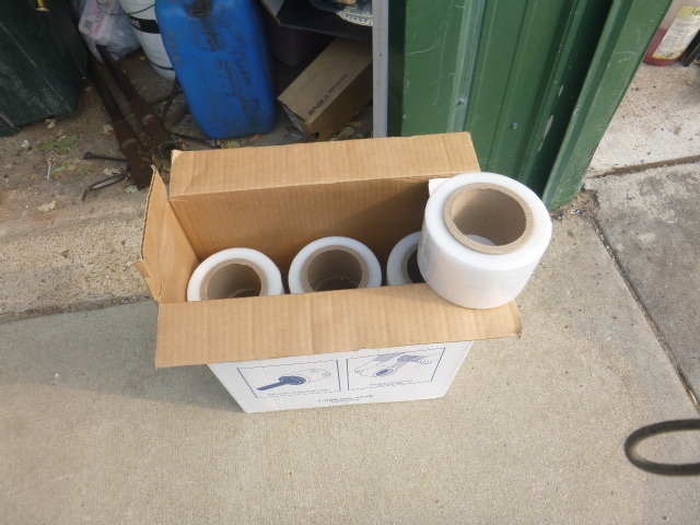 lot 193 image: 16 Rolls of Uline Mini-Wrap