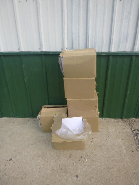 lot 199 image: 6 Boxes of Peal and Stick Shipping Labels