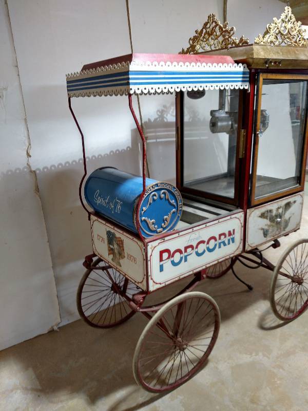 lot 7 image: Antique Popcorn Wagons Popcorn Wago...