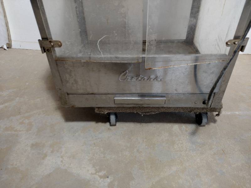 lot 13 image: Cretors Popcorn Machine, Parts or R...