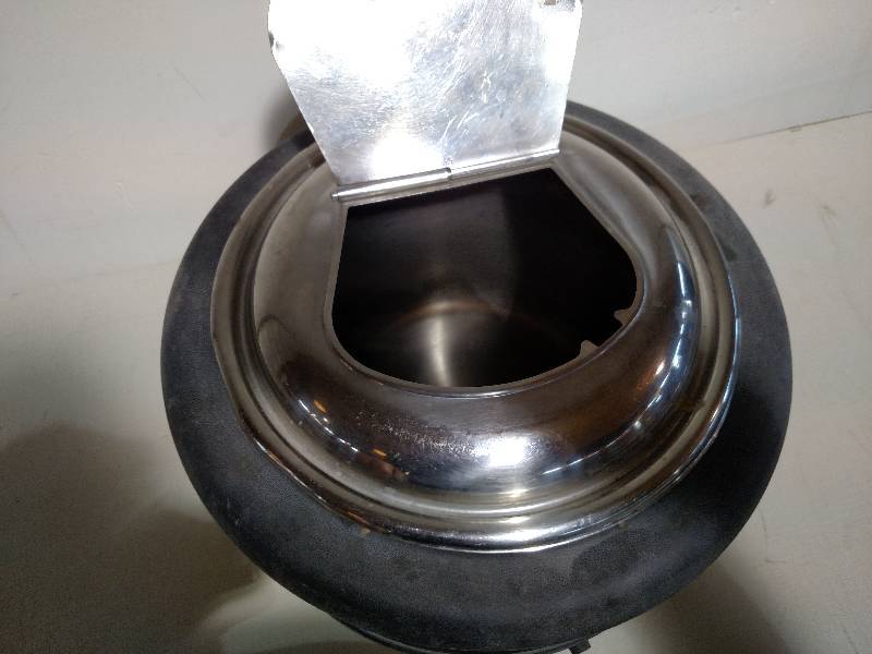 lot 50 image: Thunder Group Electric Soup Warmer, Works