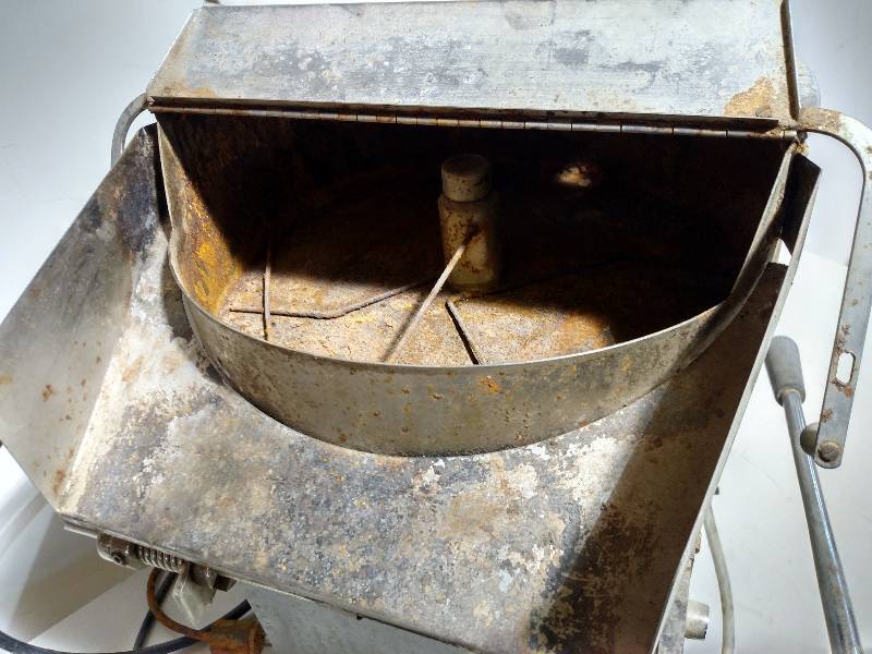 lot 51 image: LP Gas Popcorn Maker, Works