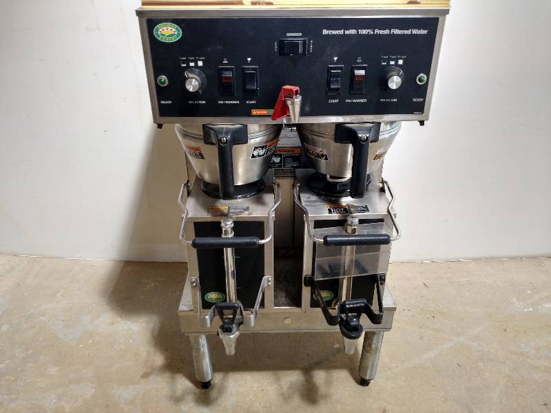 lot 57 image: Bunn Dual Coffee MakerDispenser, W...