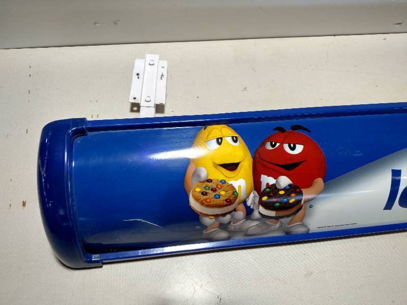 lot 112 image: M&Ms Ice Cream Snacks Lighted Sign...