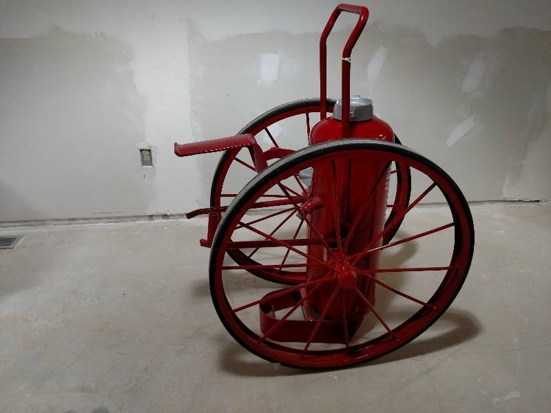 lot 160 image: Vintage Ansul Fire Extinguisher, Fr...