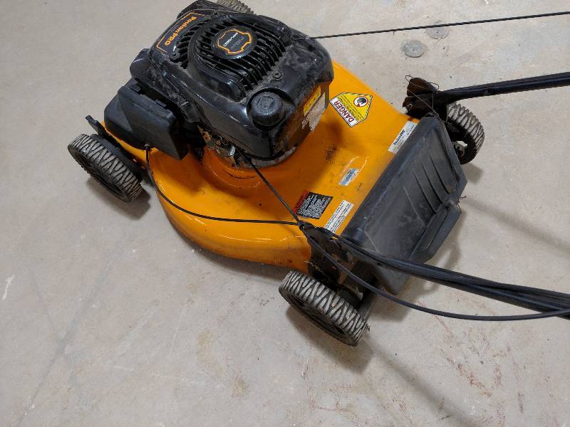 lot 168 image: Poulan Pro 22 Self Propelled Mower...