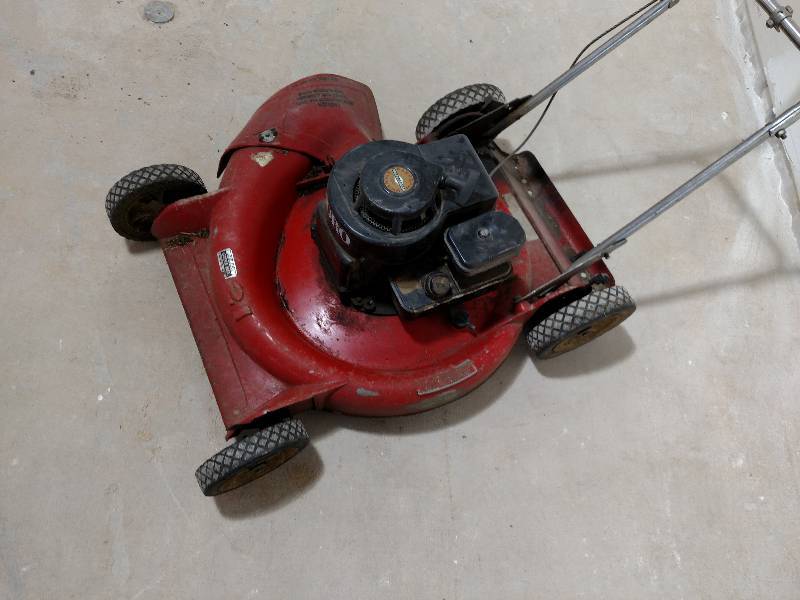 lot 169 image: Toro 21 Mower, Works...