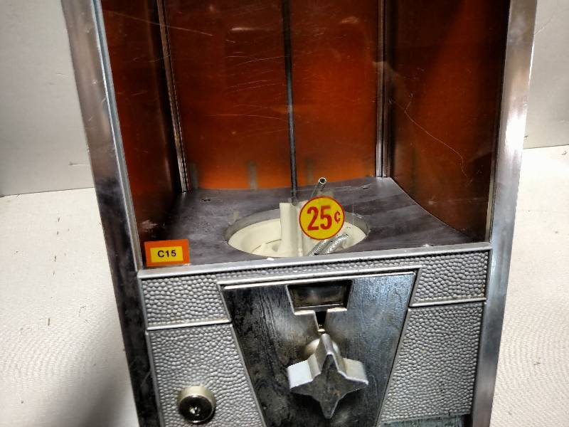 lot 180 image: Oak Vending Machine, Works...