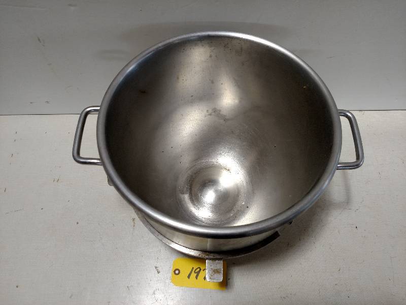 lot 197 image: Stainless Steel Mixing Bowl, NewUn...