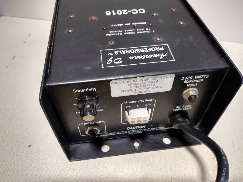 lot 317 image: Professionals 4 Channel Chase Contr...