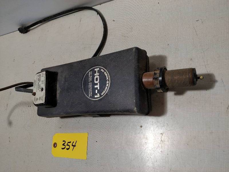 lot 354 image: Hot-1 Instant Water Heater, Works...