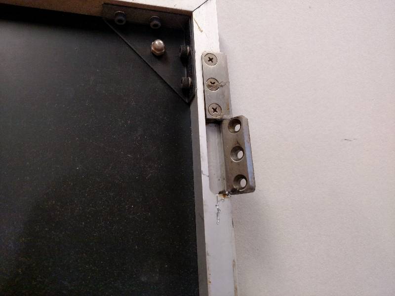 lot 381 image: Aluminum Door, 30x76x1...