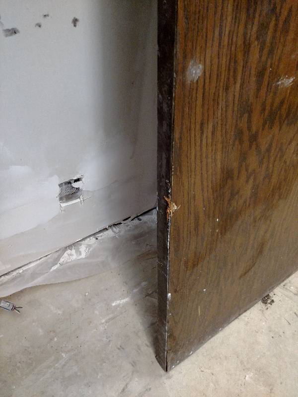 lot 386 image: Solid Wood Door 36x83.5...
