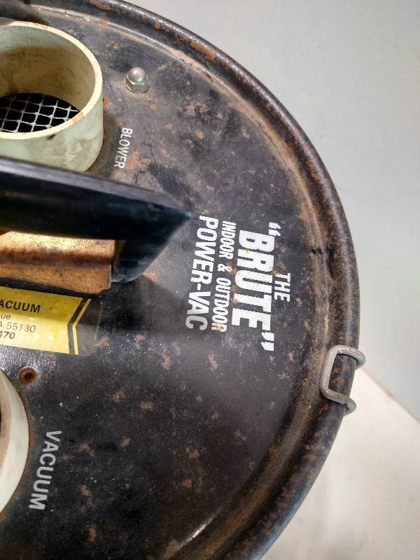 lot 415 image: The Brute Vacuum, Works, No Hose...