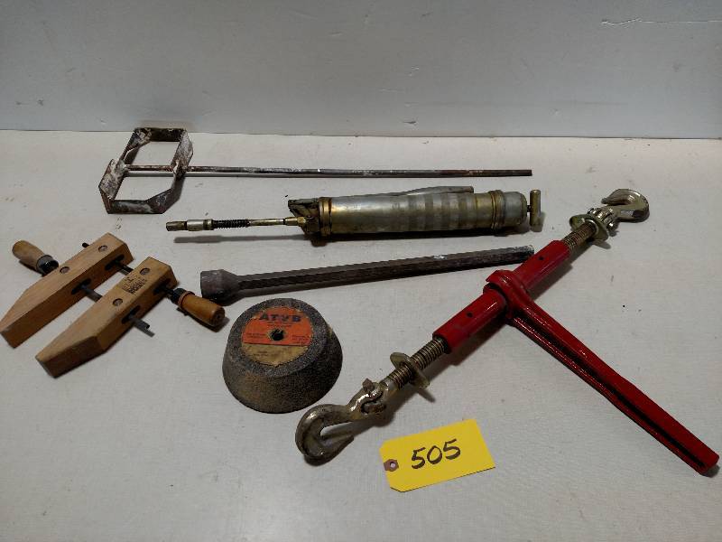 lot 505 image: Asstd Tools...