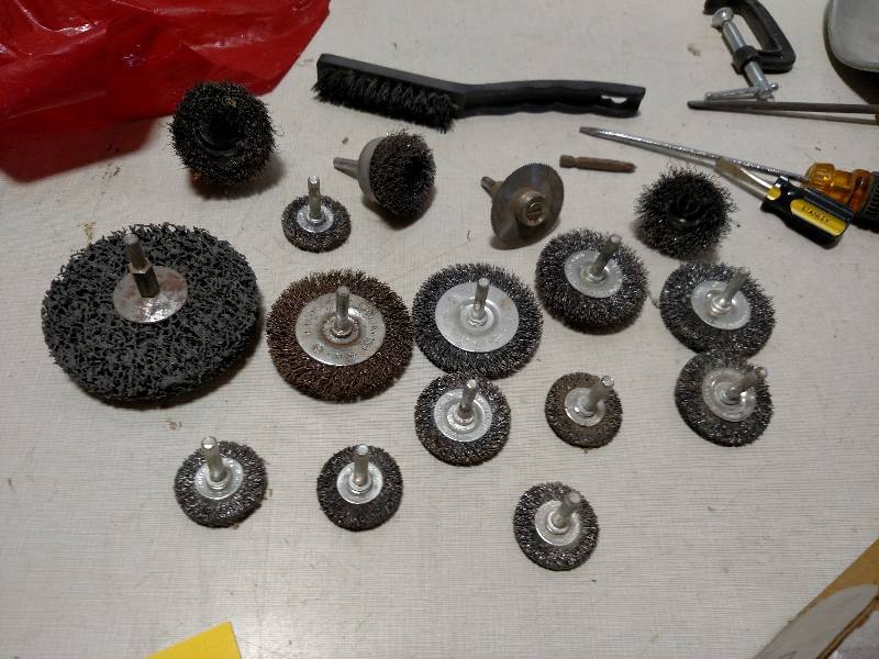 lot 508 image: Asstd Wire Wheels & Misc....