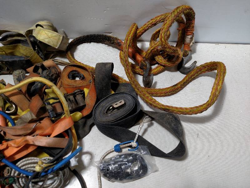 lot 513 image: Tow Rope, Straps, Bungies, & Misc....