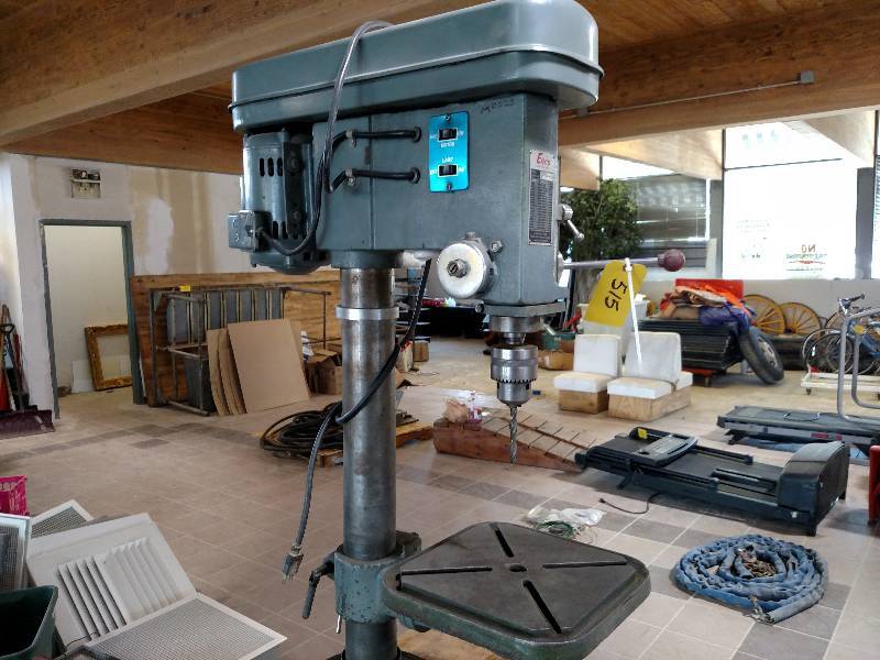 lot 515 image: Enco 17 Drill Press, 58 Chuck, B...
