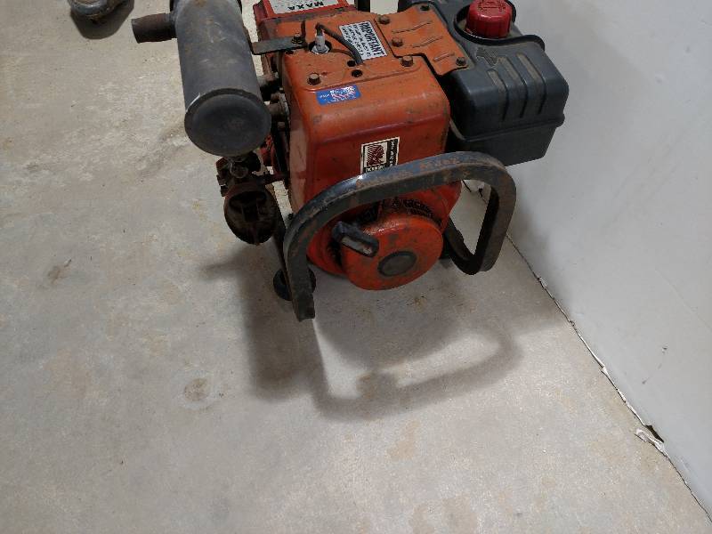 lot 522 image: Maxa 52400 4000 Watt Generator, Wor...