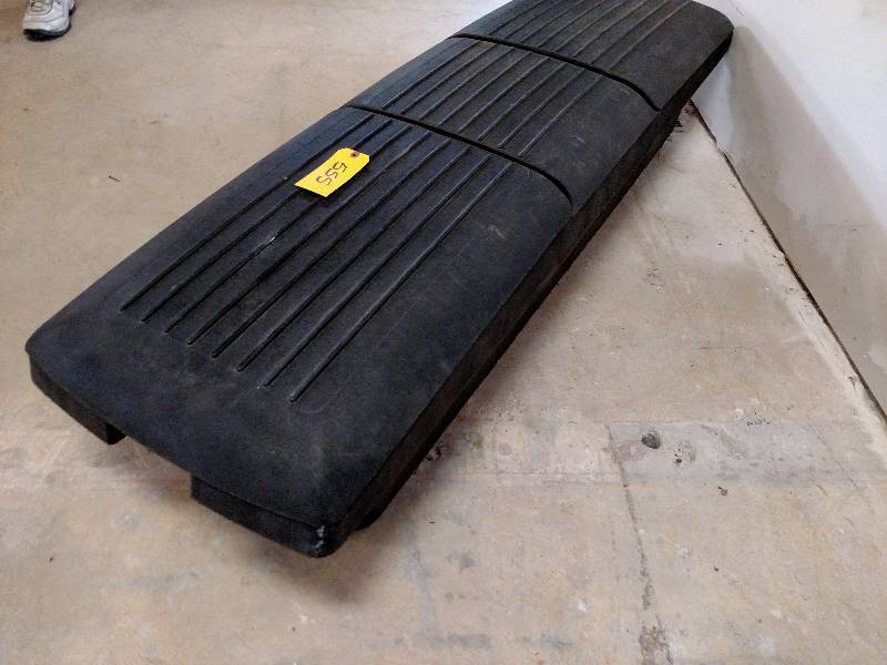 lot 555 image: Delta Poly Saddle Toolbox, fits Ful...