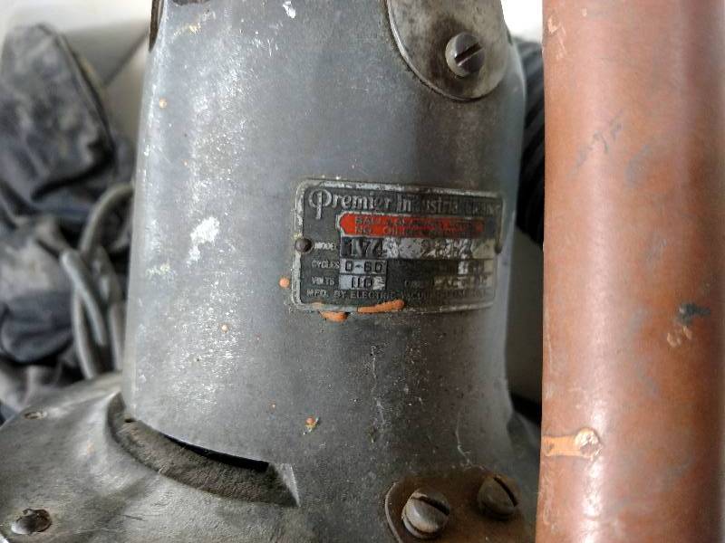 lot 558 image: Premier Dust Collector, Works...