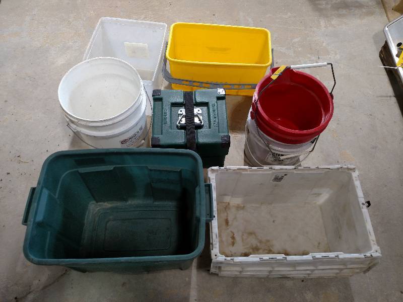 lot 577 image: Asstd Poly Tubs & Pails...