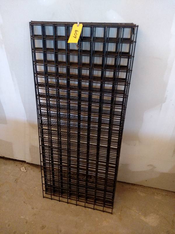 lot 609 image: (6) 2x4 Wire Grids...