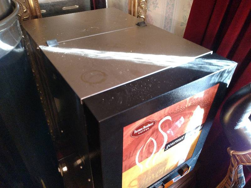 lot 614 image: Brewmatic 3-Head Dispenser, Works...
