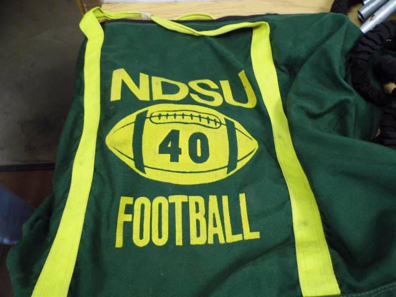 lot 42 image: NDSU Bag