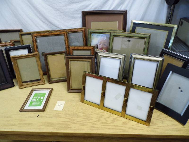 lot 65 image: Frames