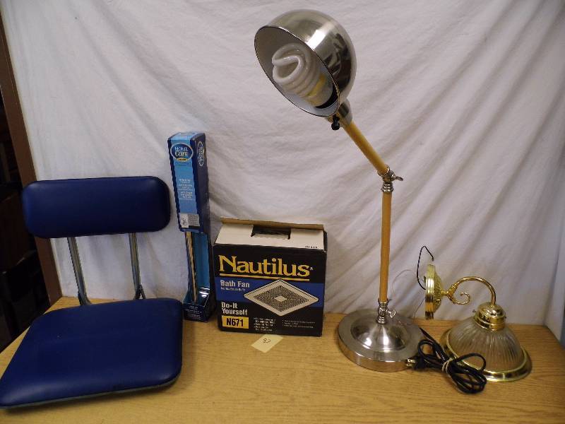 lot 87 image: Lamp - Light - Fan - Bar