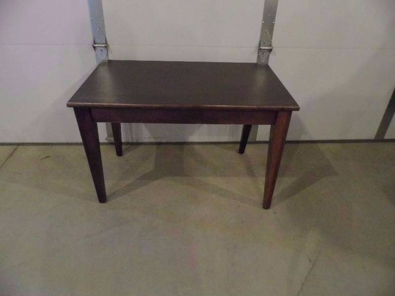 lot 117 image: New Coffee Table  Luggage Bench