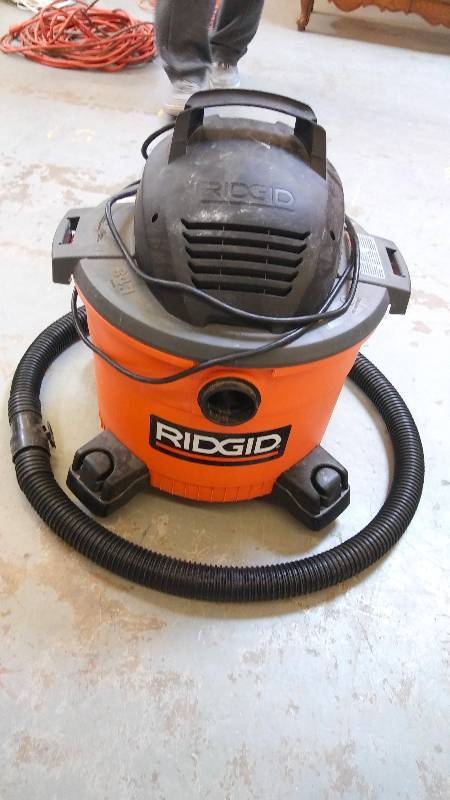 lot 441 image: RIGID SHOP VAC